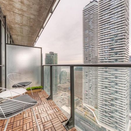 Stylish Newly Furnished Condo With Beautiful Lake View Τορόντο Εξωτερικό φωτογραφία
