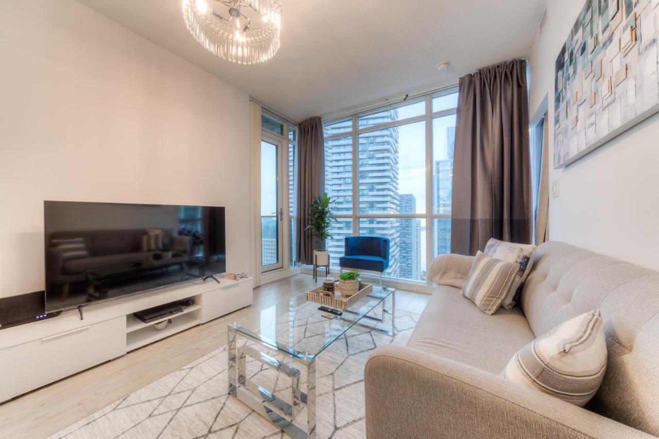 Stylish Newly Furnished Condo With Beautiful Lake View Τορόντο Εξωτερικό φωτογραφία